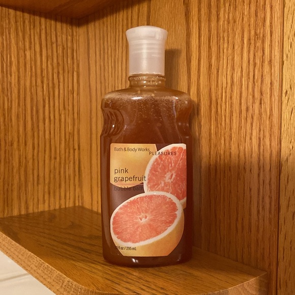 Bath and Body Works Pink Grapefruit shower gel - Picture 6 of 9